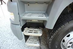 达夫 CF系列重卡 340马力 8X4 8.6米自卸车(CF85)