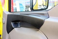 达夫 LF系列中卡 185马力 4X2厢式载货车(LF45)