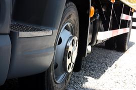 达夫LF&nbsp;载货车底盘                                                图片