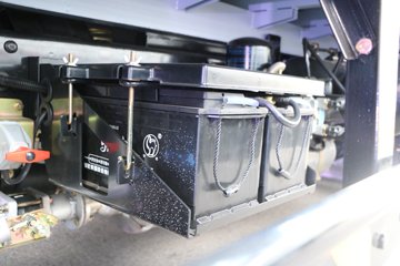 ���� ����HM3 4X2 4.16����ж��(����)ͼƬ