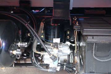 ���� ����HM6 4X2 3.83����ж��(����)ͼƬ