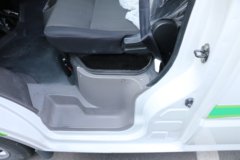 凯马 锐捷 4.86米封闭物流车(KMC5033XXYQ305M6)