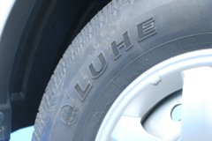 凯马 锐捷 4.86米封闭物流车(KMC5033XXYQ305M6)