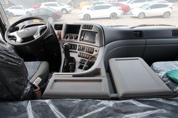 �������ó� �����ؿ� 440���� 6X4 LNGǣ����(EQ4250GD5N1)ͼƬ