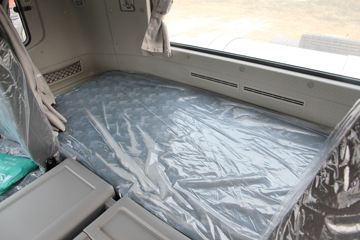 �������ó� �����ؿ� 440���� 6X4 LNGǣ����(EQ4250GD5N1)ͼƬ