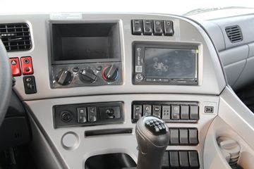 �������ó� �����ؿ� 440���� 6X4 LNGǣ����(EQ4250GD5N1)ͼƬ