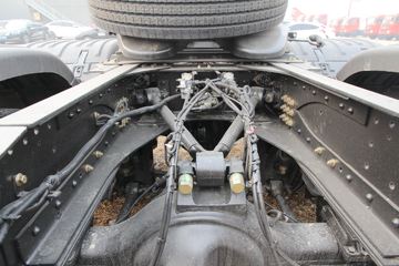 �������ó� �����ؿ� 440���� 6X4 LNGǣ����(EQ4250GD5N1)ͼƬ