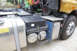 汉马H6&nbsp;牵引车底盘                                                图片