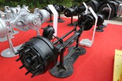 汉马HL 7.5T 转向桥