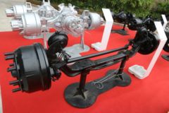 汉马HL 7.5T 转向桥