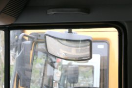 华菱M5&nbsp;自卸车驾驶室                                               图片