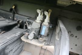 华菱M5&nbsp;自卸车底盘                                                图片