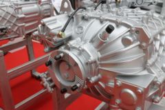 汉马16SOB1500 16挡 手动挡变速箱