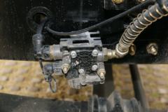 东风商用车 天龙KL 300马力 6X4 环卫车底盘(国六)