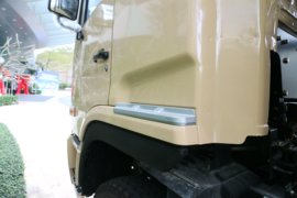 华菱M5&nbsp;自卸车外观                                                图片