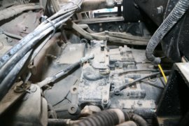 华菱M5&nbsp;自卸车底盘                                                图片