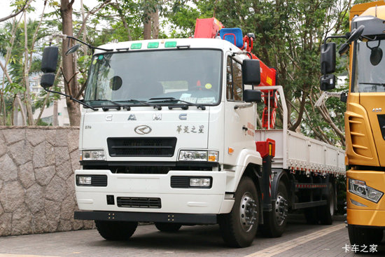 ����֮�� 270���� 6X2 �泵��