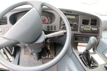 ����֮�� 270���� 6X2 �泵��ͼƬ