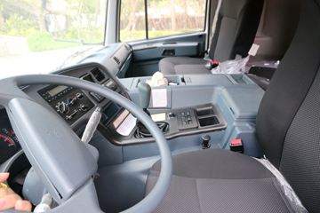 ����֮�� 270���� 6X2 �泵��ͼƬ