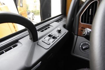 ���� ����H9�ؿ� 410���� 6X4 LNGǣ����ͼƬ