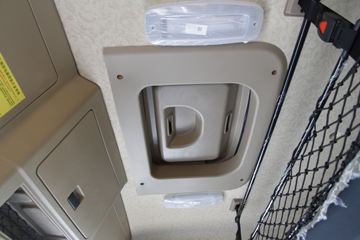 ���� ����H9�ؿ� 410���� 6X4 LNGǣ����ͼƬ