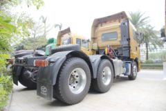 华菱 汉马H7重卡 460马力 6X4牵引车(HN4250H46C4M5)