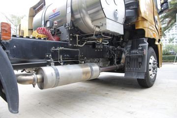 ���� ����H9�ؿ� 410���� 6X4 LNGǣ����ͼƬ