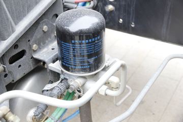 ���� ����H9�ؿ� 410���� 6X4 LNGǣ����ͼƬ