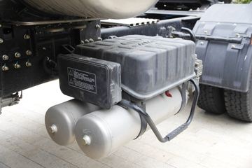 ���� ����H9�ؿ� 410���� 6X4 LNGǣ����ͼƬ