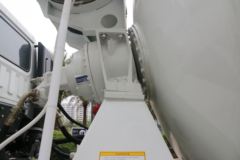 华菱重卡 350马力 8X4 7.7方混凝土搅拌车(AH5310GJB4L5)