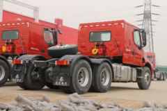东风柳汽 乘龙T5重卡 400马力 6X4长头牵引车(平顶)(LZ4250T5DB)
