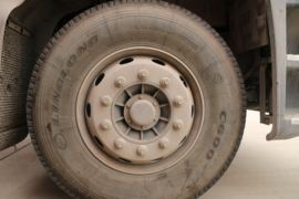 乘龙H6&nbsp;牵引车底盘                                                图片