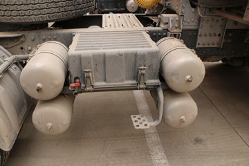 �������� ����H6�ؿ� 430���� 6X4 LNGǣ����ͼƬ