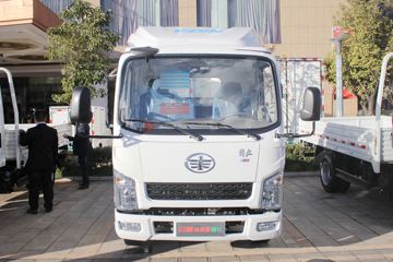 一汽红塔 解放公狮 商超版 129马力 4X2单排轻卡底盘(国六)