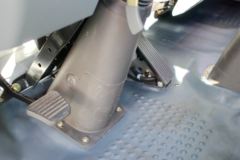 一汽红塔 解放公狮 重载版 160马力 4X2 单排栏板轻卡(国六)