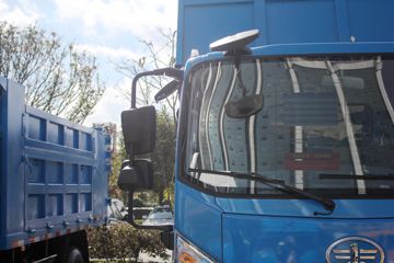 һ������ ��ž���5ϵ 180���� 4X2��ж��(����)ͼƬ