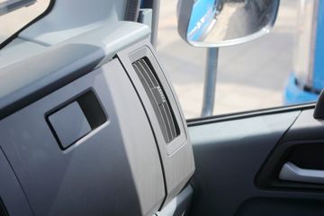 һ������ ��ž���5ϵ 180���� 4X2��ж��(����)ͼƬ