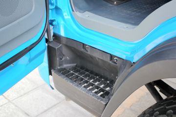 һ������ ��ž���5ϵ 180���� 4X2��ж��(����)ͼƬ