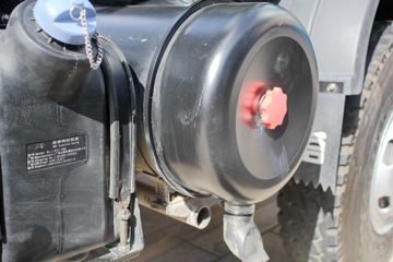 һ������ ��ž���5ϵ 180���� 4X2��ж��(����)ͼƬ