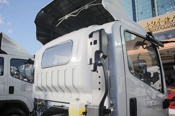 һ������ ��Ź�ʨ ���ذ� 163���� 4X2 �����Ῠ����(����)ͼƬ