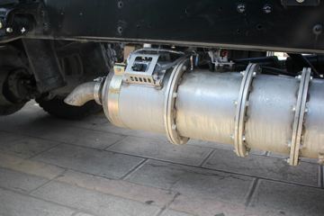 һ������ ��ž���5ϵ 180���� 4X2��ж��(����)ͼƬ