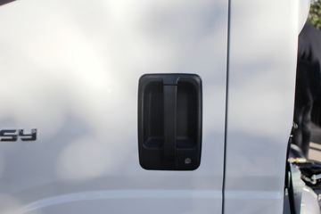 һ������ ��Ź�ʨ ���ذ� 163���� 4X2 �����Ῠ����(����)ͼƬ