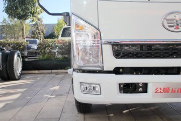 һ������ ��Ź�ʨ ���ذ� 163���� 4X2 �����Ῠ����(����)ͼƬ