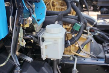 һ������ ��ž���5ϵ 180���� 4X2��ж��(����)ͼƬ