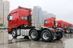 东风柳汽 乘龙H7重卡 2019款 560马力 6X4牵引车(LZ4258H7DB)