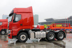 东风柳汽 乘龙H7重卡 2019款 560马力 6X4牵引车(LZ4258H7DB)