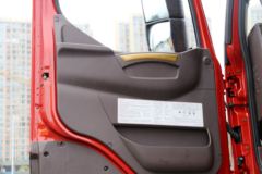 东风柳汽 乘龙H7重卡 2019款 560马力 6X4牵引车(LZ4258H7DB)