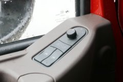 东风柳汽 乘龙H7重卡 2019款 560马力 6X4牵引车(LZ4258H7DB)