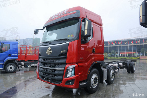购乘龙H7载货车 享高达1.5万优惠