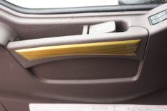 东风柳汽 乘龙H7重卡 2019款 315马力 6X2 9.6米载货车底盘(LZ1250H7CB)